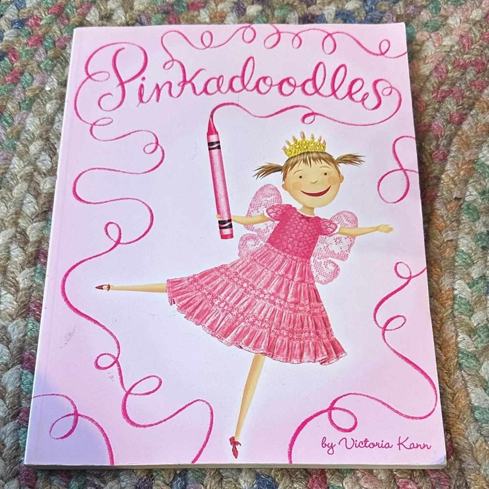 Pinkalicious Pinkadoodles Victoria Kann RARE UNUSED Coloring Drawing  Book